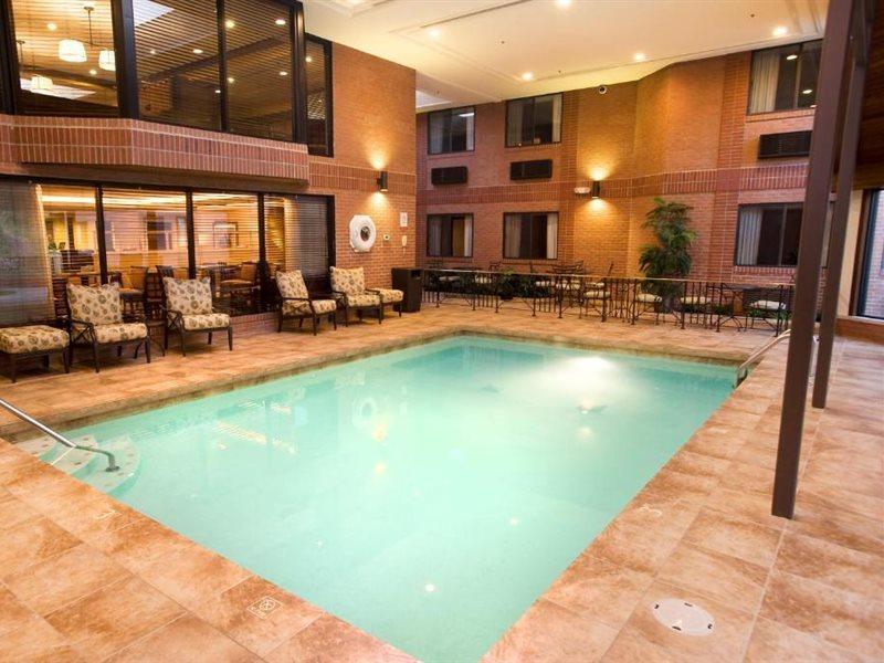 Ann Arbor Regent Hotel And Suites Exteriör bild