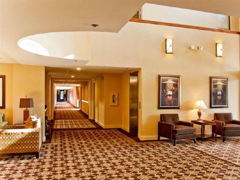 Ann Arbor Regent Hotel And Suites Exteriör bild